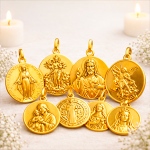Medals in Gold and Gold Plated